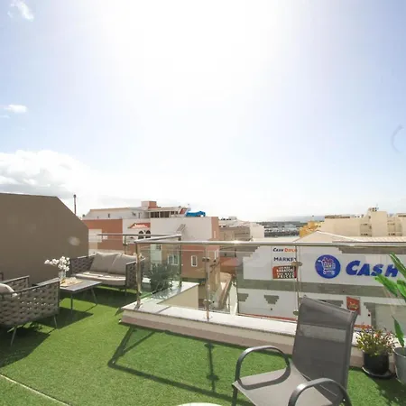 Atico En El Centro Con Terraza Apartment